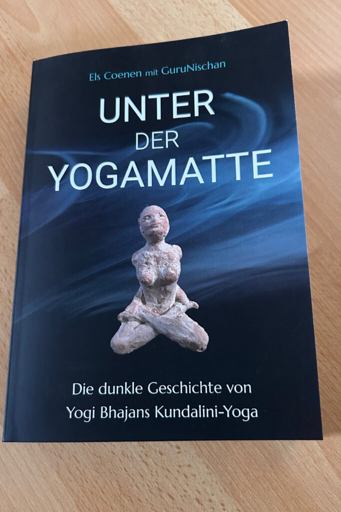 Das Cover des Buches Unter der Yogamatte
